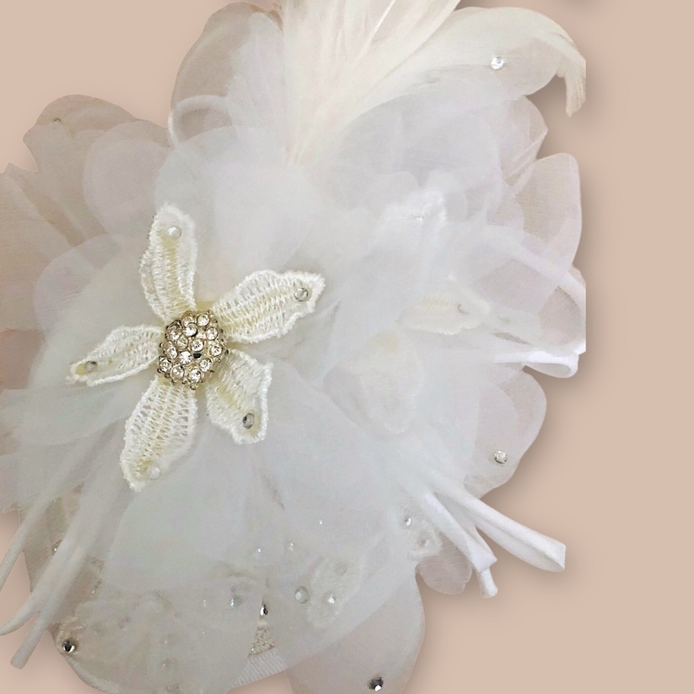Flower Fascinator - Picture 3 of 6